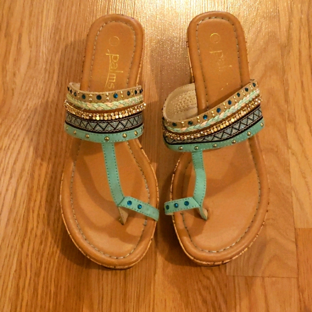 Cute Wedges Size 6 1/2